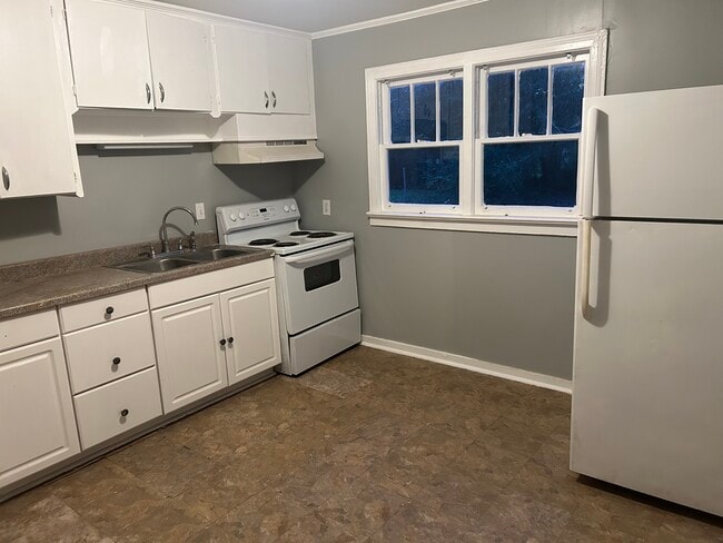 Photo - 2313 5th Ave