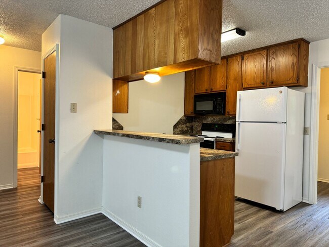 Photo - 10768 Kiamichi Dr