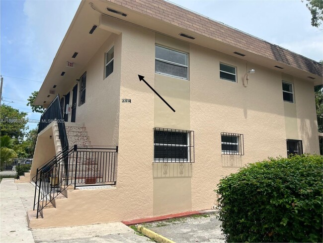 Building Photo - 3314 NW 8th Ave Unit 2 Rental
