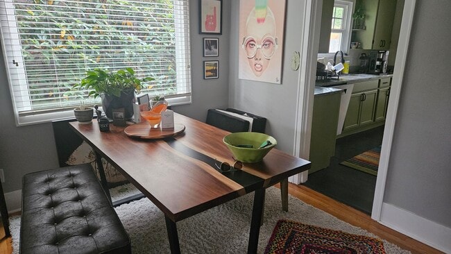 Photo - 2125 Church St SE