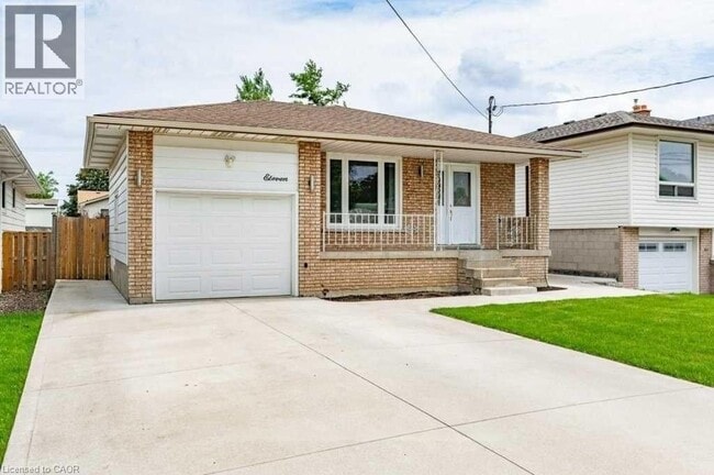 Photo - 11 Aterno Dr