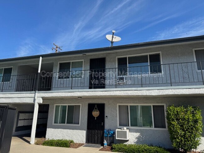 Photo - 2890 E Artesia Blvd Unidad Apt 33