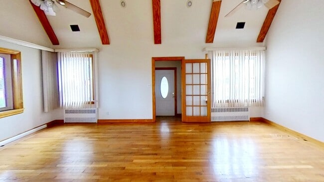 Building Photo - Laurelton Rental