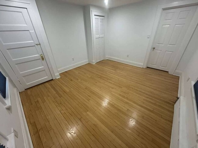 Photo - 000 Weeks Ave