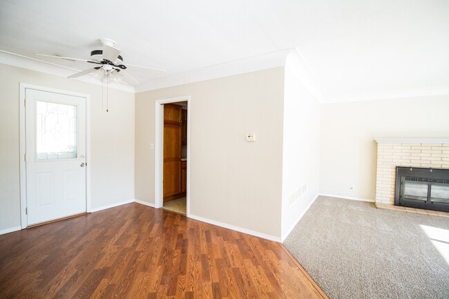 Photo - 4822 Ryan Rd