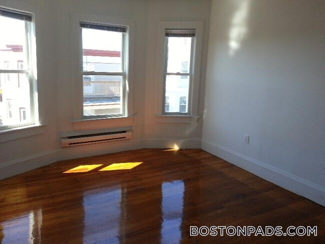 Photo - 27 Buttonwood St Unit 3