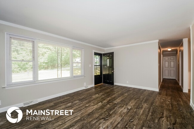 Photo - 4312 Oakcrest Dr