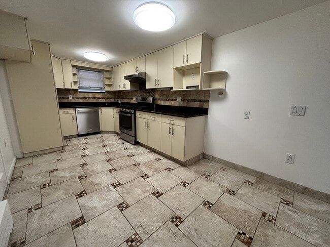 Photo - 103 Maitland Pl Unidad 1