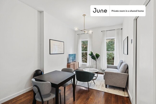 Room in Shared 3 bed/1 bath home in Upper East Side