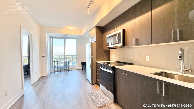 Photo - 2545 Simcoe St N Unit Ph05-2545 Simcoe St N, Os