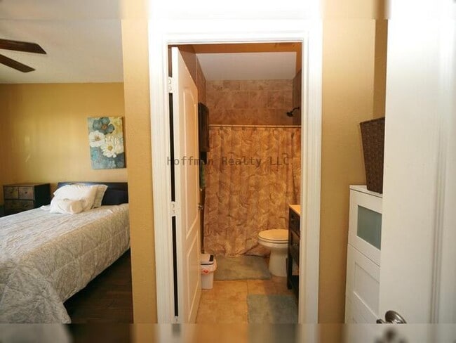 Photo - Harbour Island - Resort Style Living in a Gated Community Unit 0