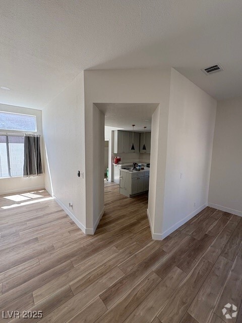 Building Photo - 6413 Morley Ave Rental