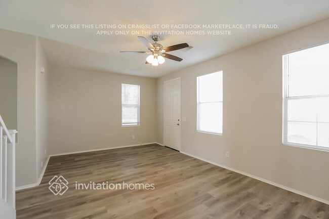 Photo - 3927 S 53rd Ave