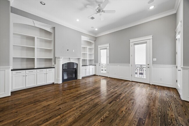 Photo - 609 Rutland St