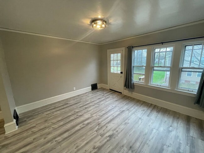 Photo - 1440 N 28th St Unit 1442 N 28th St(upper)