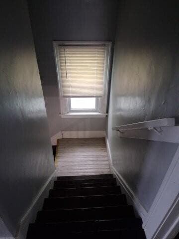 Photo - 695 Algonquin St