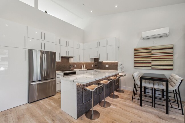 Photo - Newly Built Home With Loft in Downtown Palo Alto