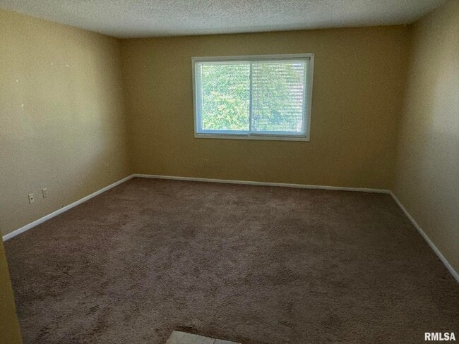 Photo - 400 N 5th St