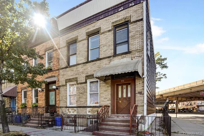 Building Photo - 151 Kingsland Ave Rental