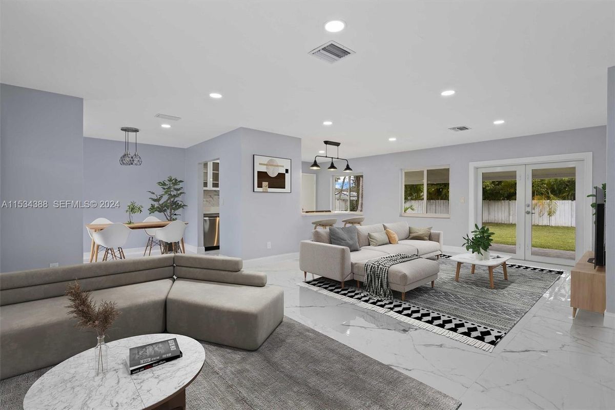 Photo - 11403 SW 107th Ave