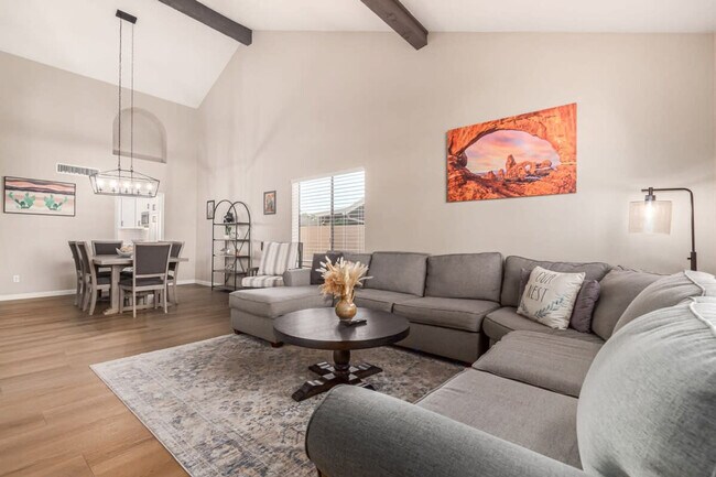 613 W Summit Pl Unit SI ID1558601P