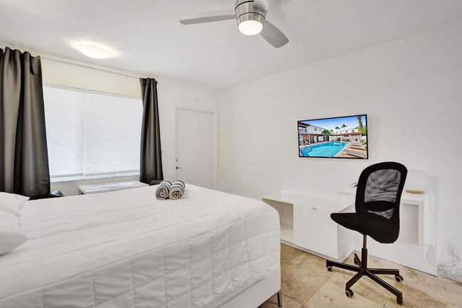 Photo - 3215 NE 7th St Unit SI FL2-ID1503980P