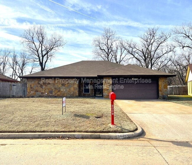 Photo - 3009 Big Oak Dr