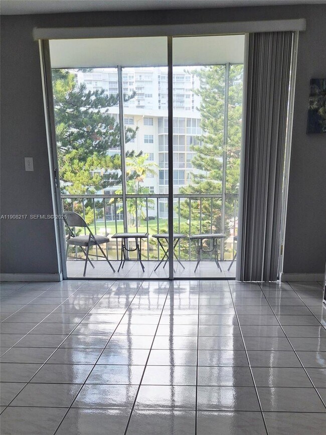 Photo - 2905 Point E Dr Unit L312