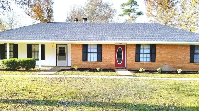 Photo - 202 Bent Creek Circle South