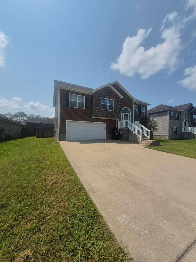 1351 Freedom Dr