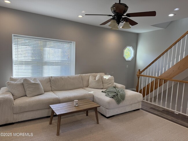 Photo - 28 Melrose Dr Unit 410