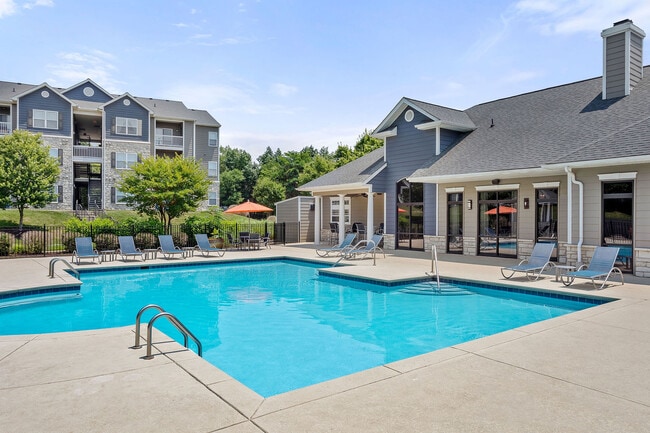 Providence Trail - Pool