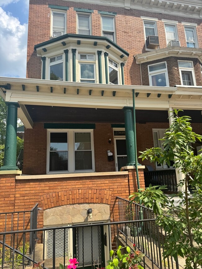 Building Photo - 3137 N Calvert St Unit 2 Rental