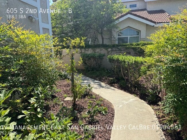 Photo - 605 S 2nd Ave Unidad B