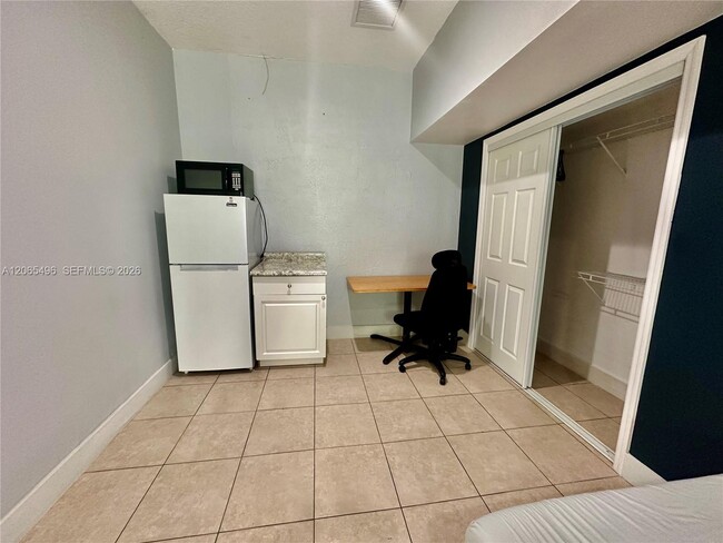 Photo - 16025 SW 53rd Terrace Unit Efficiency