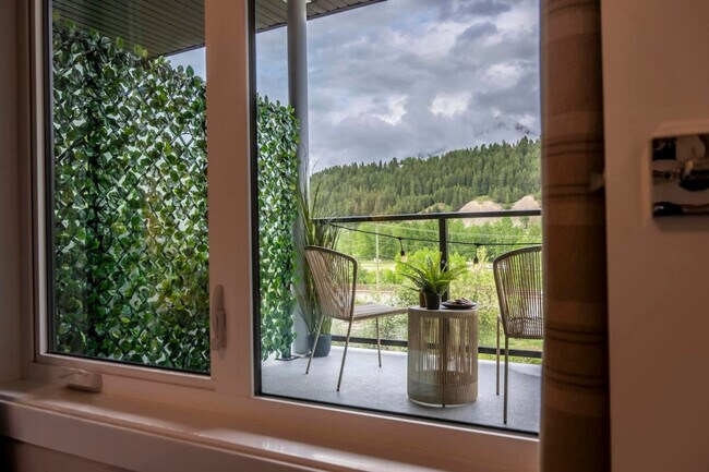 Photo - 901-907 7 St N Unit ID1308640P