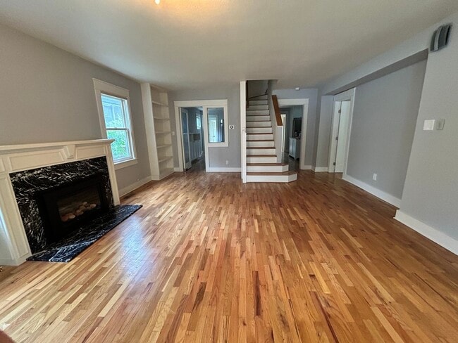 Main Level - Living Room