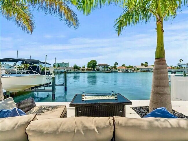 Photo - 6420 4th Palm Point