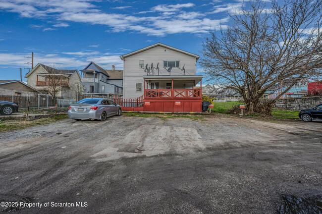 Photo - 1418 N Main Ave Apartment