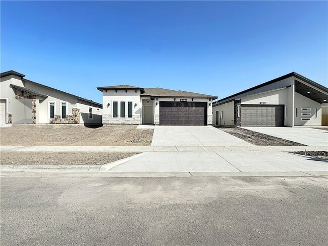 Photo - 6222 Sadie St