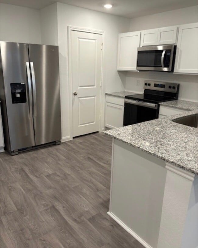 Photo - 14634 New Vlg Dr