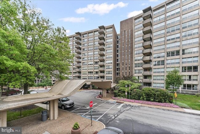 Building Photo - 1001 City Ave Unit E-827 Rental