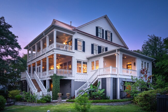 6BD/5BA Custom Home for Lease in Daniel Island Park