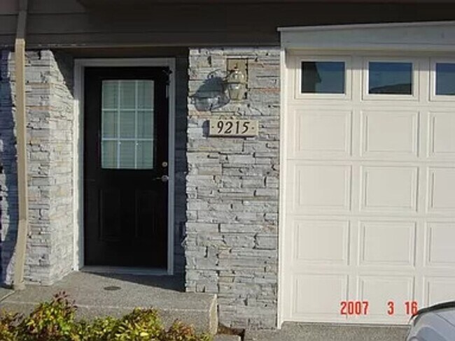 Photo - 9215 SW Sweek Dr