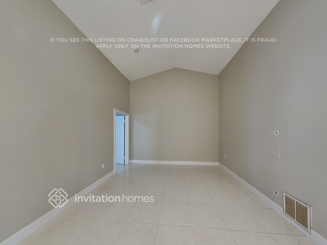 Photo - 2202 Curtis Dr N