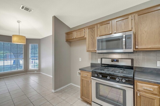 Photo - 1512 Sundance Dr