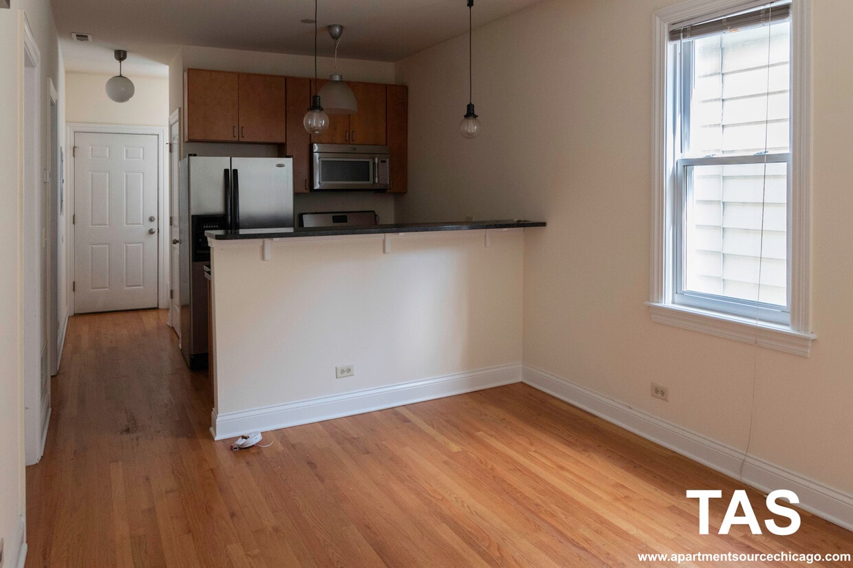 Photo - 1738 W Altgeld St