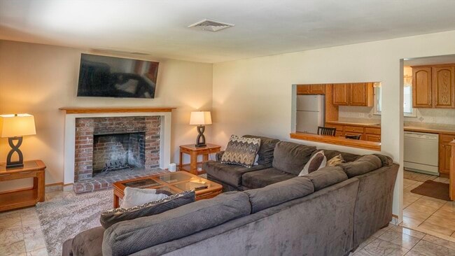 Photo - 118 Walton Ave