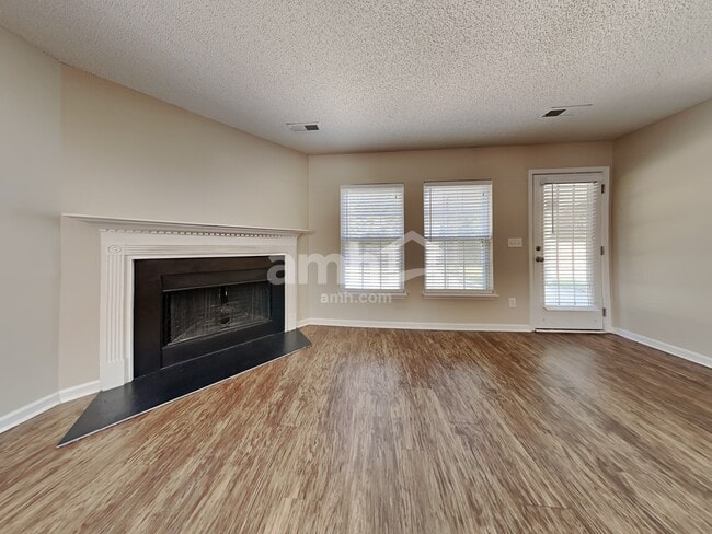 Photo - 5146 Torrey Ln