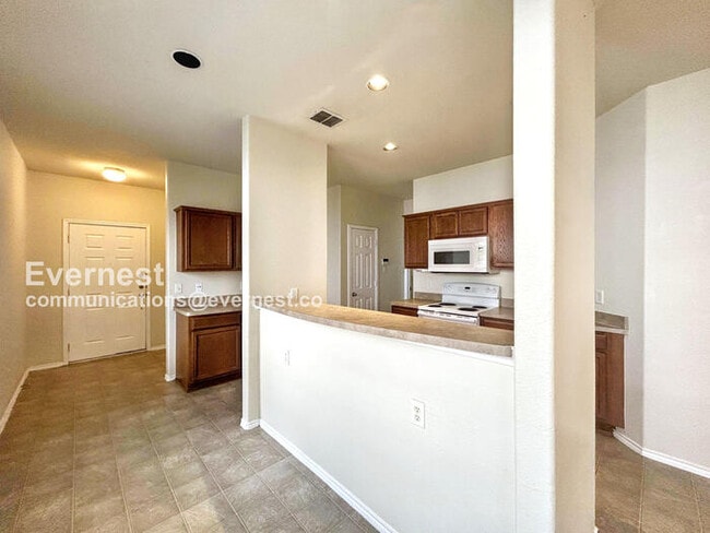 Photo - 2226 Hidden Meadow